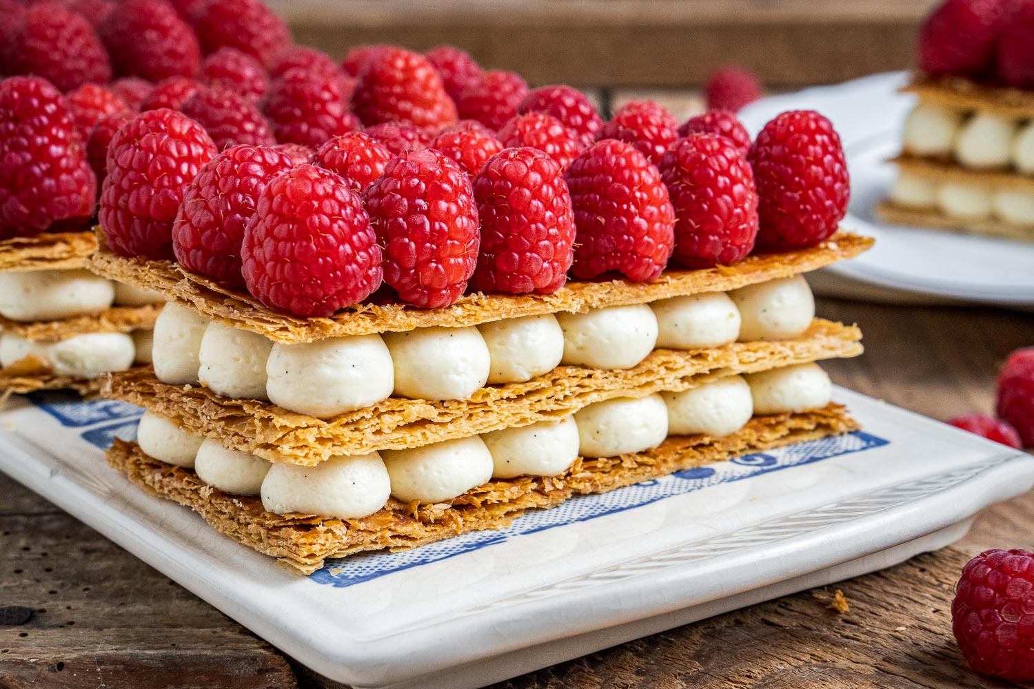 Ein Klassiker der französischen Patisserie! - Mille-feuille mit ...